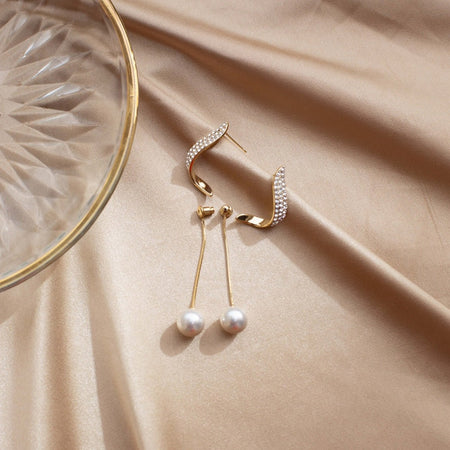Stay in Indy Pearl Dangle Drop Earrings