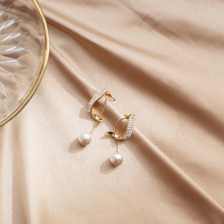 Stay in Indy Pearl Dangle Drop Earrings
